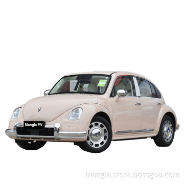 China's electric vehicles are sold at high quality and low price Adult four wheel five seat remote electric vehicle balloon cat